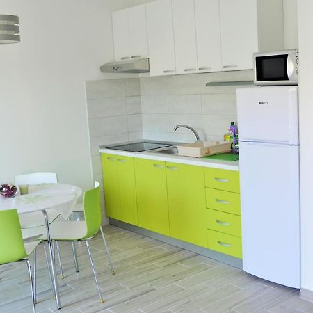 Apartments Zora Rogoznica  Eksteriør billede